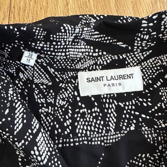 Saint Laurent Short Sleeve Leaf Printed Shirt in Noir Craie - Picture 2 of 6